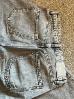 Graue wide leg jeans high waist