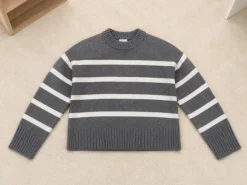 Grauer Gestreifter Strickpullover Größe S