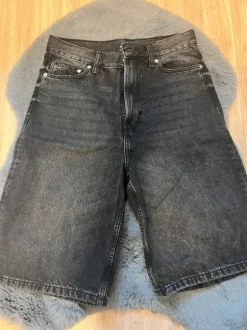H und M Shorts