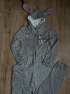 Hausanzug Hase