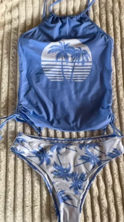 Hübscher fliederfarbener Tankini mit Palmenmuster - Gr. M