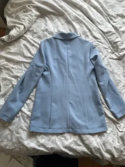 hellblauer blazer