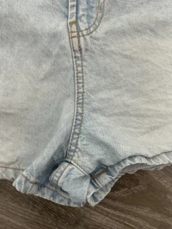 Helle, kurze Jeans in Gr. 44