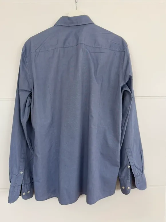 Hemd von Boss in blau/lila in der Größe L/42
