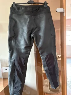 Herren Leder-Motorradhose von Akito