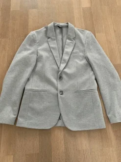 Herrenanzug von LC Waikiki