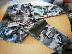 Herrenfreizeithose grau camouflacee
