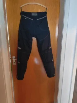 HG Tuareg Motorradhose Gr. L mit Knie- & Hüftpolstern Sheltec Membran Schwarz
