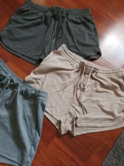 H&M 3 Shorts 42/44