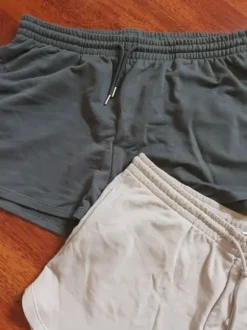 H&M 3 Shorts 42/44