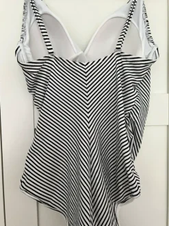 H&M Badeanzug Gr. 42