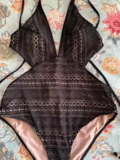 H&M Badeanzug mesh Body