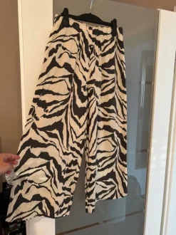 H&M Culotte Zebra Gr. S