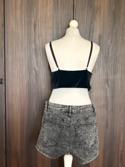 H&M Divided High-Waist Acid Wash Jeansshorts