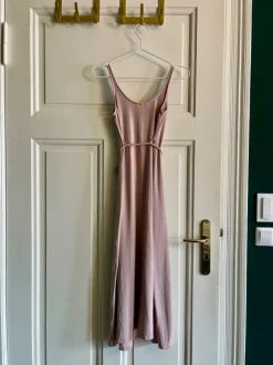 H&M Mama Kleid in Blush/Rosa S
