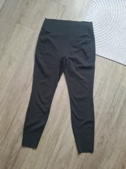 H&M Move Sportleggings, schwarz, Gr. M, super Zustand