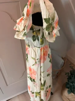 H&M off-the-shoulderjurk met volants- nieuw