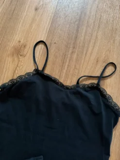 H&M Pyjama schwarz mit Spitze Short und Spitzentop