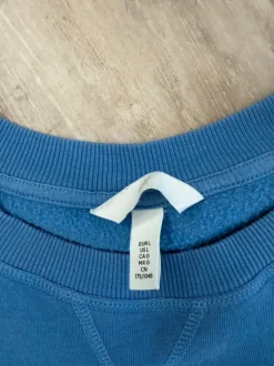 H&M Sweater L