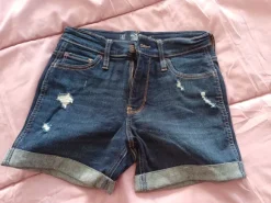 Hollister Shorts Weite 26