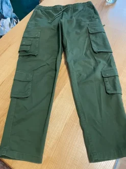 Hose dunkelgrün C&A 34/34