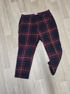 Hose karriert