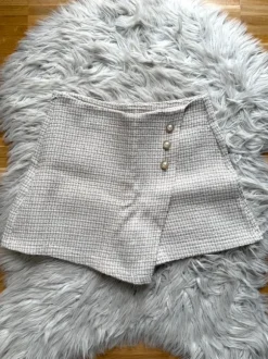 Hosenrock / Skort – neu & ungetragen (Größe XS)