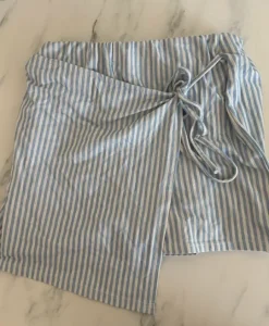 Hosenrock blau weiß gestreift von Asos