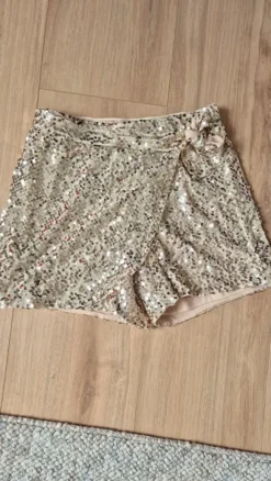 Hosen-Rock mit Pailetten