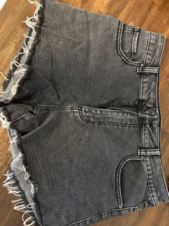 Hot Pants Größe L