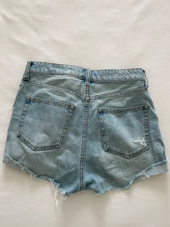 Hot Pants Shorts ripped H&M blau zerissene Hose Jeans