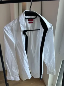 Hugo Boss Hemd weiß Gr. 40 slim fit