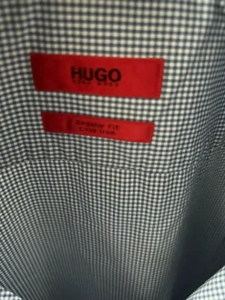 Hugo Boss Shirt 43