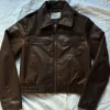 Jacke in Leder Optik