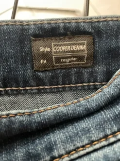Jeans Brax, Gr. 33/32, dunkelblau