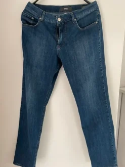 Jeans Brax, Gr. 33/32, dunkelblau
