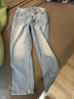 Jeans Damen hellblau