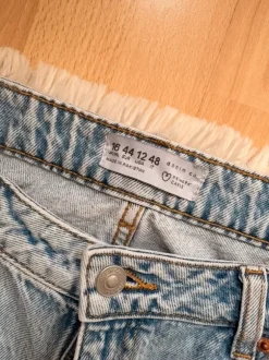 Jeans Gr. 44