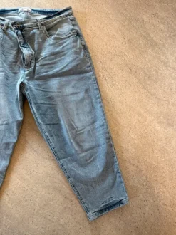 Jeans High Waist / Marke: Bonprix / Größe: 46