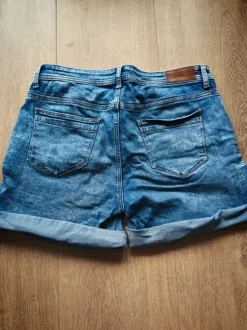 Jeans Shorts Gr. L Weite 31