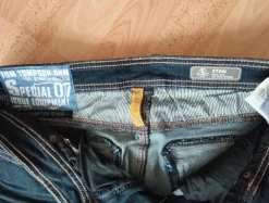 Jeans Tom Thompson neuwertig