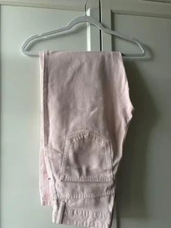 Jeans Wide Fit rosa von H&M