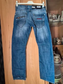 Jeanshose neu