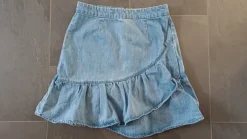 Jeansrock mit Volants