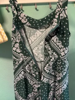 Jumpsuit / Einteiler grün Sommer Paisleymuster 44
