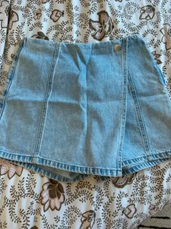 Jupe short jeans
