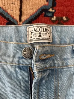 Kaotiko kurze Hose 44
