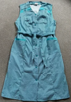 Kittelschürze Kochschürze Hauskleid mit Bindegürtel Gr.42