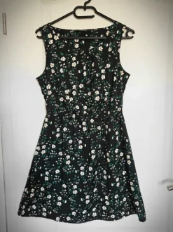Kleid