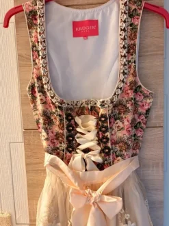 Krüger Blumendirndl